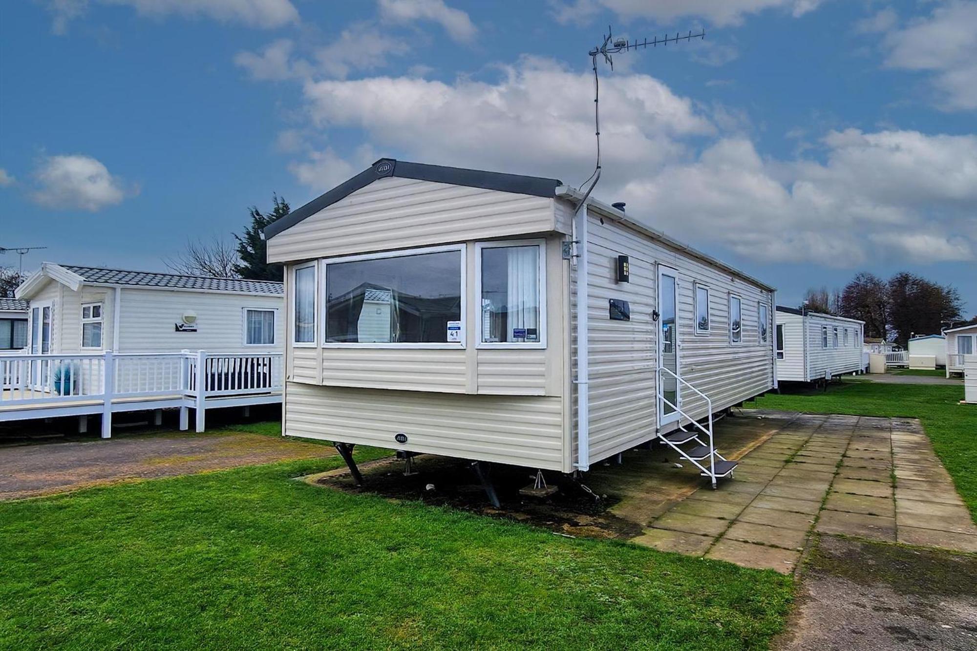 8 Berth Caravan For Hire At Manor Park Near To A Great Beach Ref 23041C Hunstanton Eksteriør bilde
